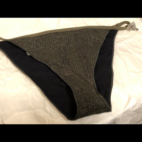 💛Glorious Bikini Bacirubati Set in Gold & Black💛 - Picture 11 of 15